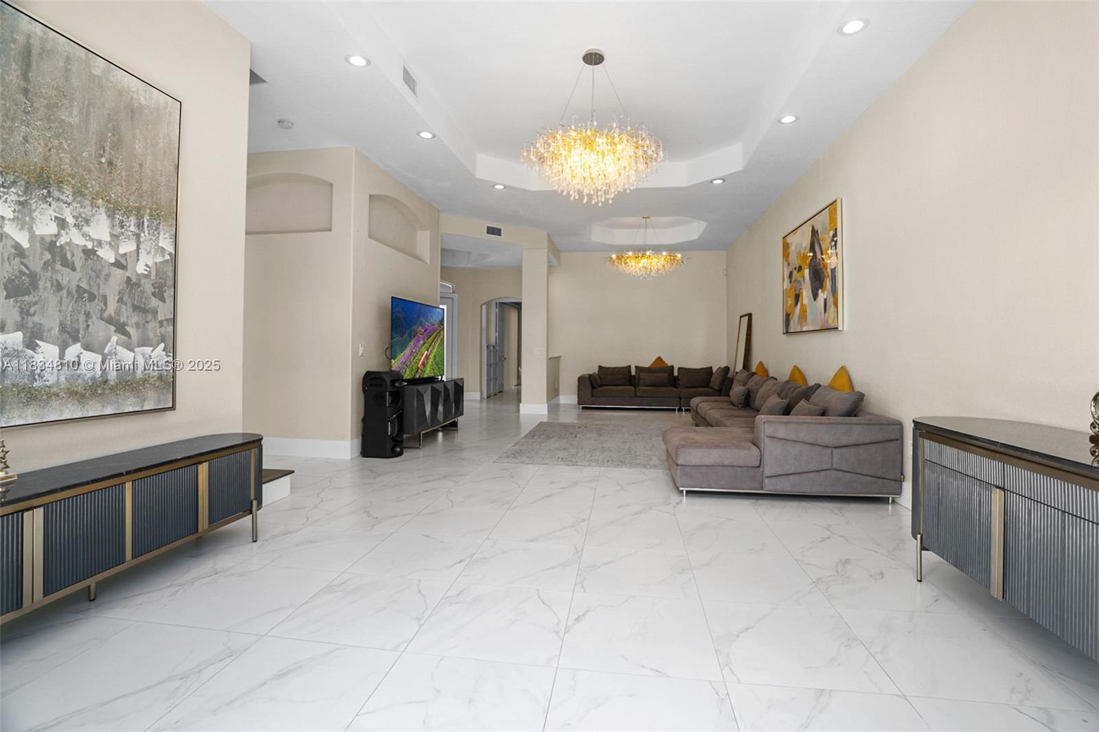 THREE ISLANDS 3RD SECTION - Residential Lease