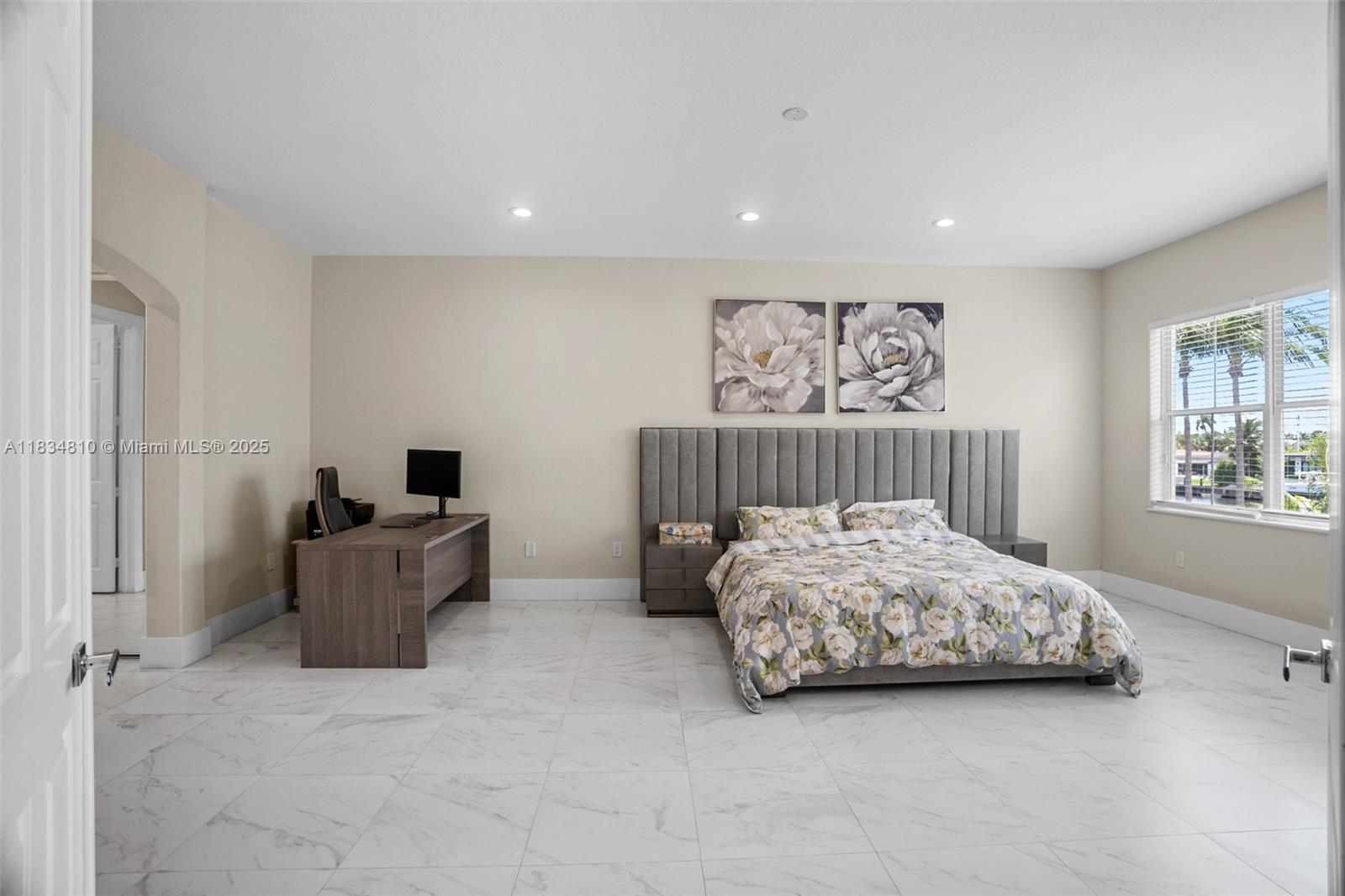 THREE ISLANDS 3RD SECTION - Residential Lease