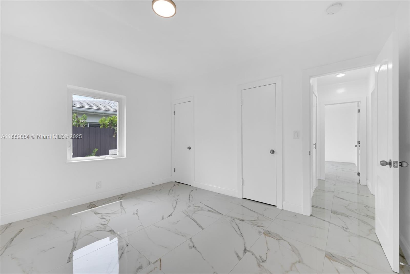 RICHARDS MIAMI SHORES - Residential