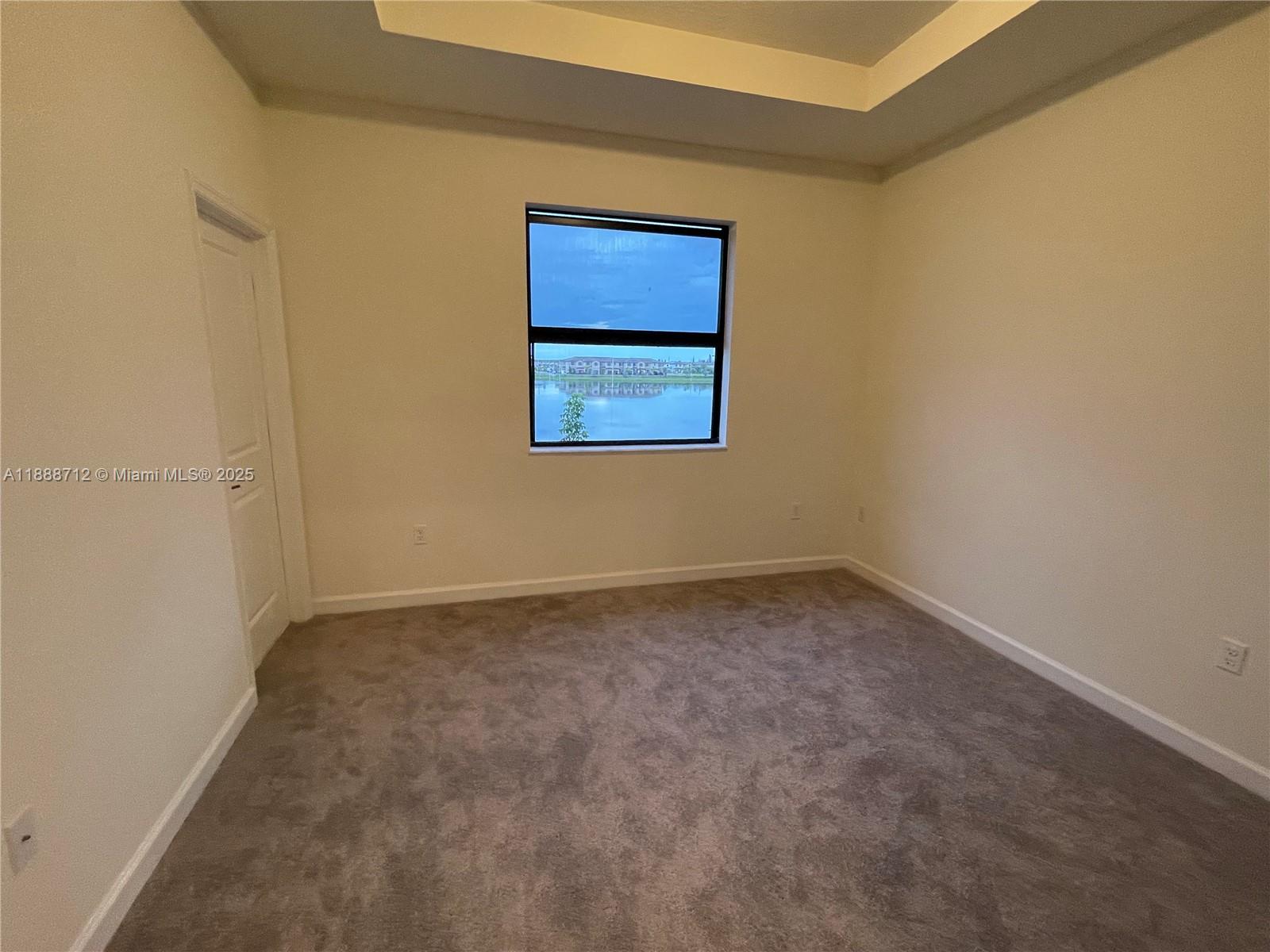 AQUABELLA NORTH - Residential Lease