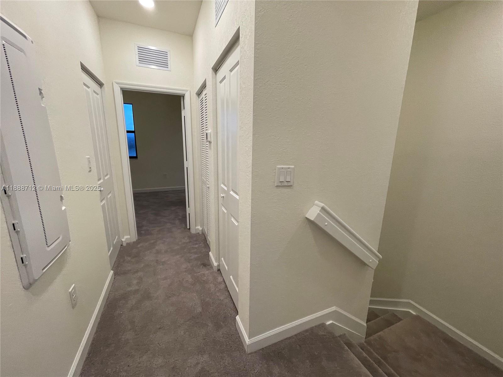 AQUABELLA NORTH - Residential Lease