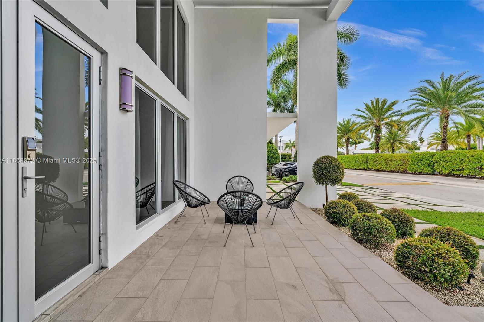 OASIS PARK SQUARE AT DORA - Residential