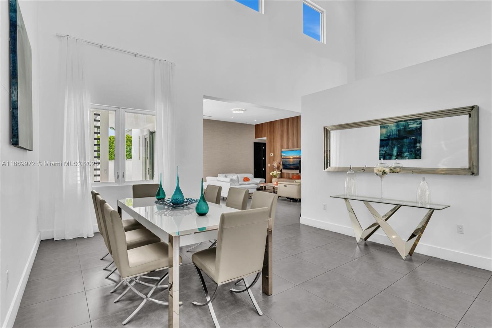 OASIS PARK SQUARE AT DORA - Residential