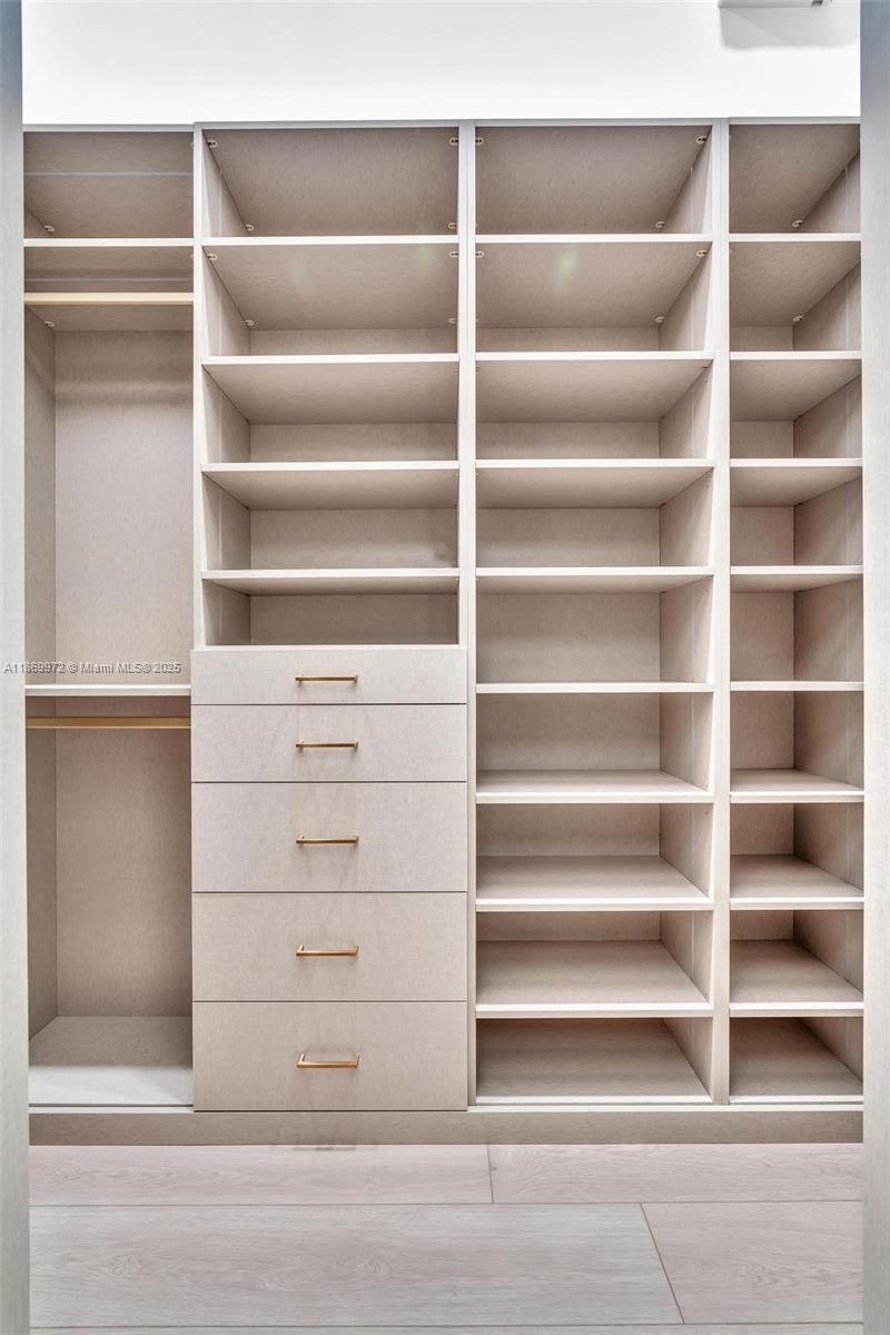 OASIS PARK SQUARE AT DORA - Residential