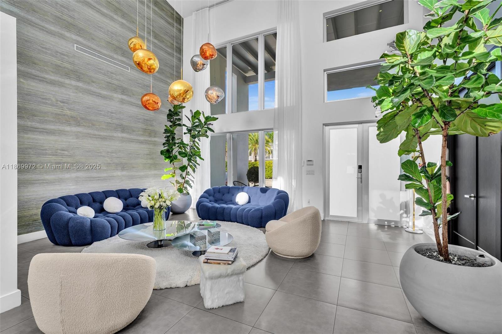 OASIS PARK SQUARE AT DORA - Residential