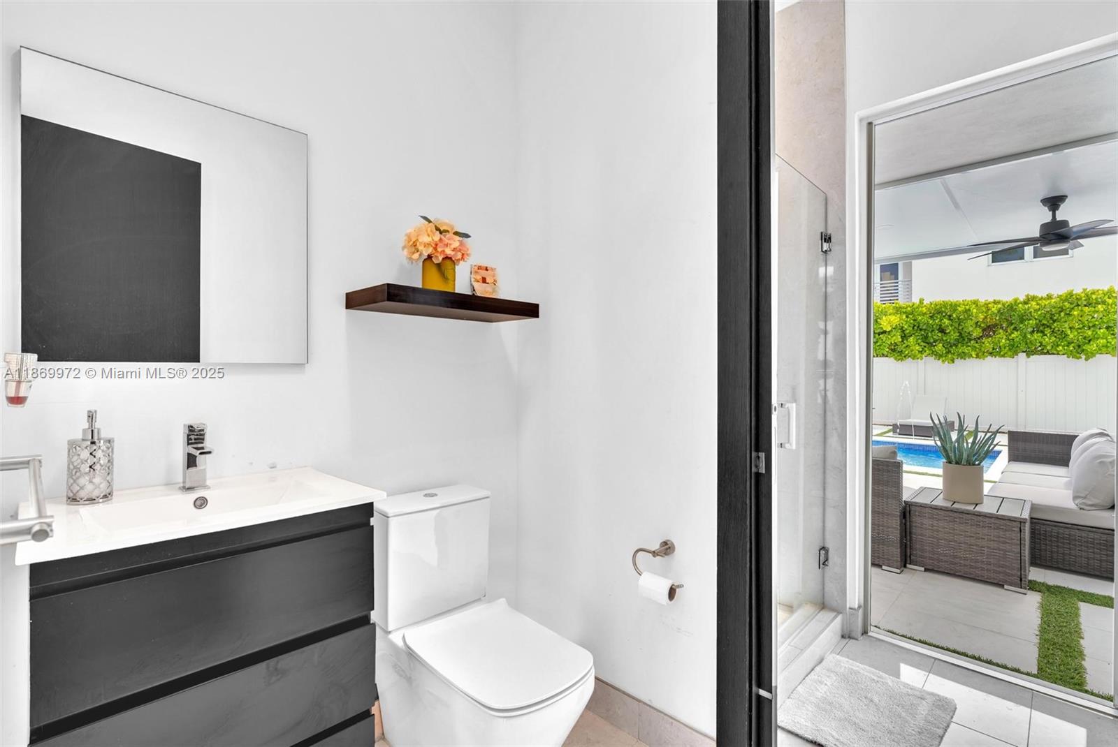 OASIS PARK SQUARE AT DORA - Residential