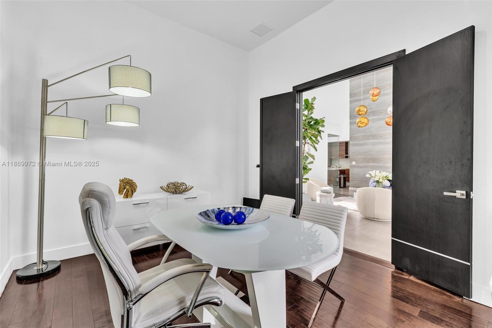 OASIS PARK SQUARE AT DORA - Residential