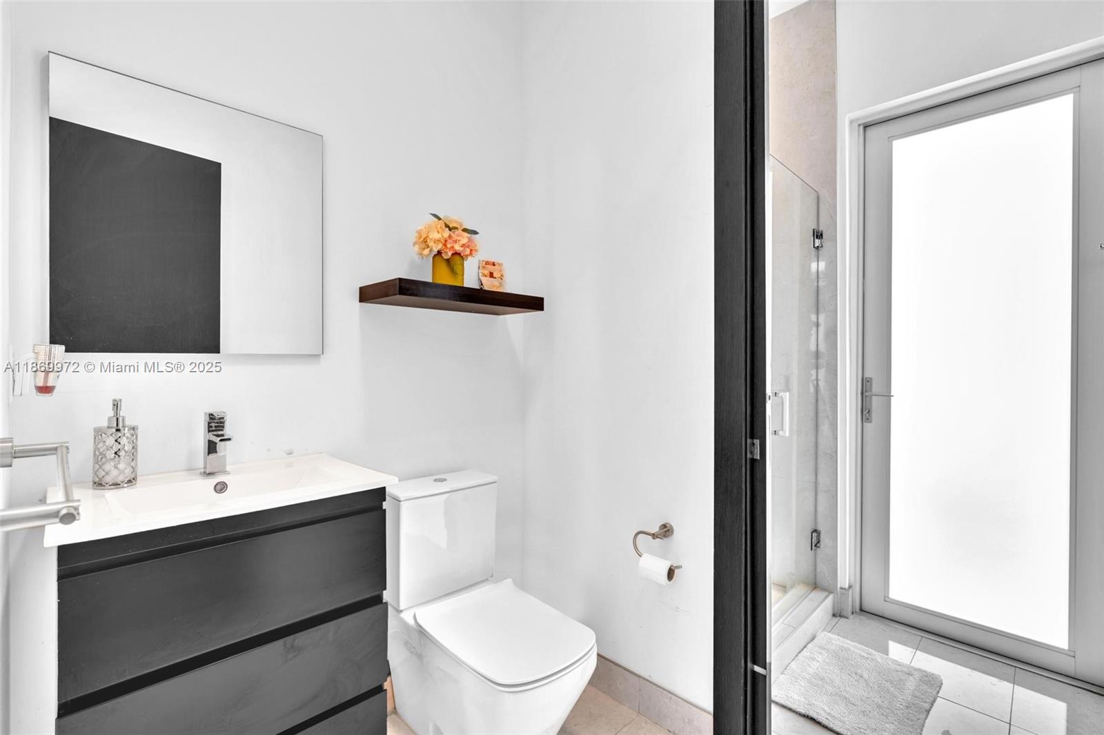 OASIS PARK SQUARE AT DORA - Residential