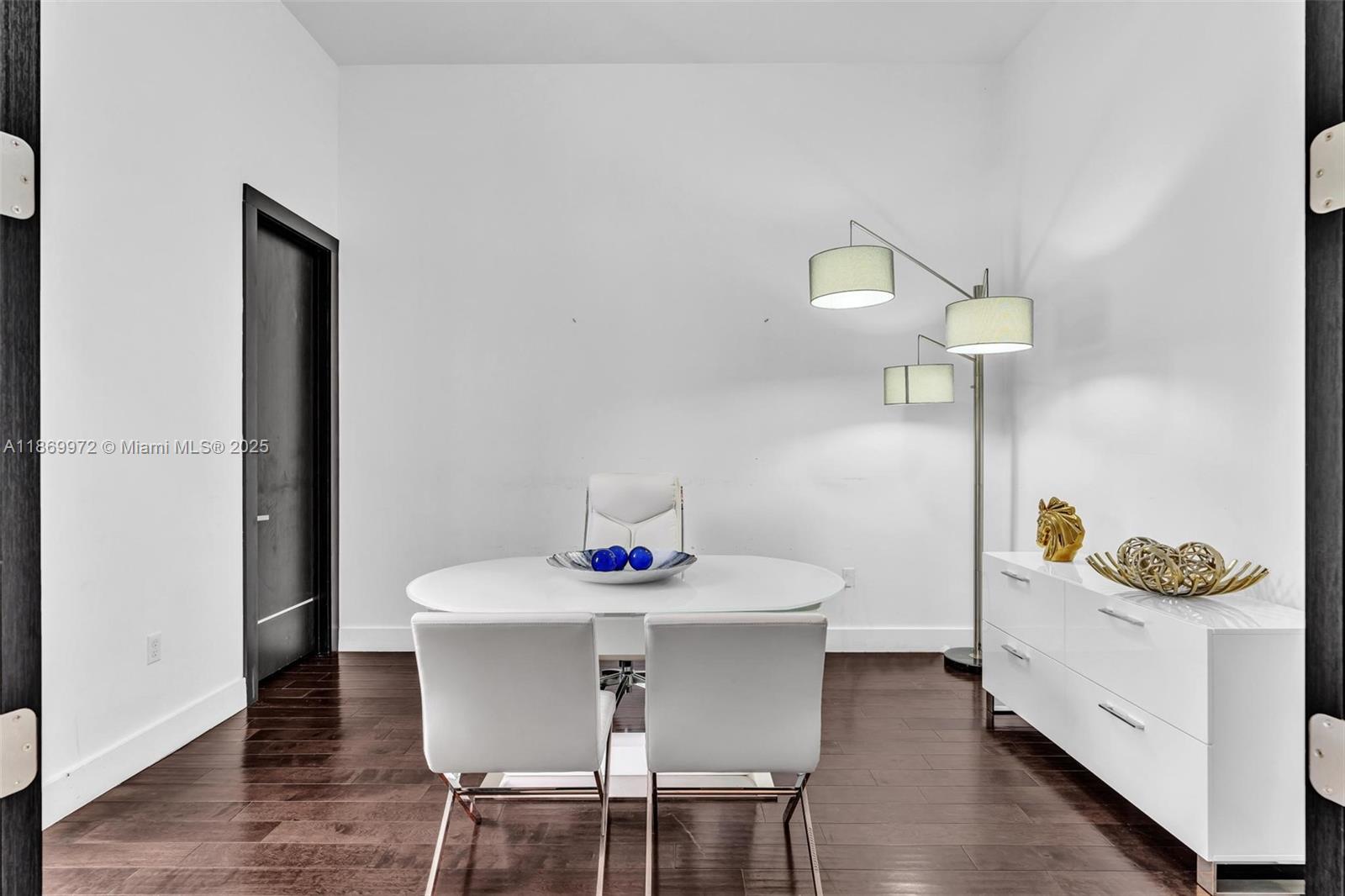 OASIS PARK SQUARE AT DORA - Residential