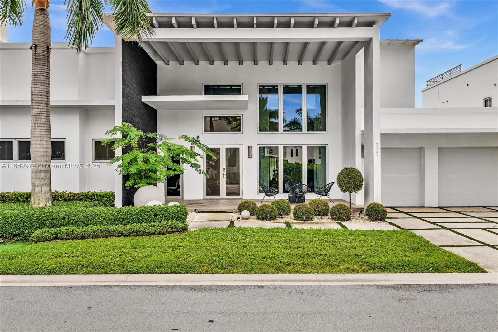 OASIS PARK SQUARE AT DORA - Residential