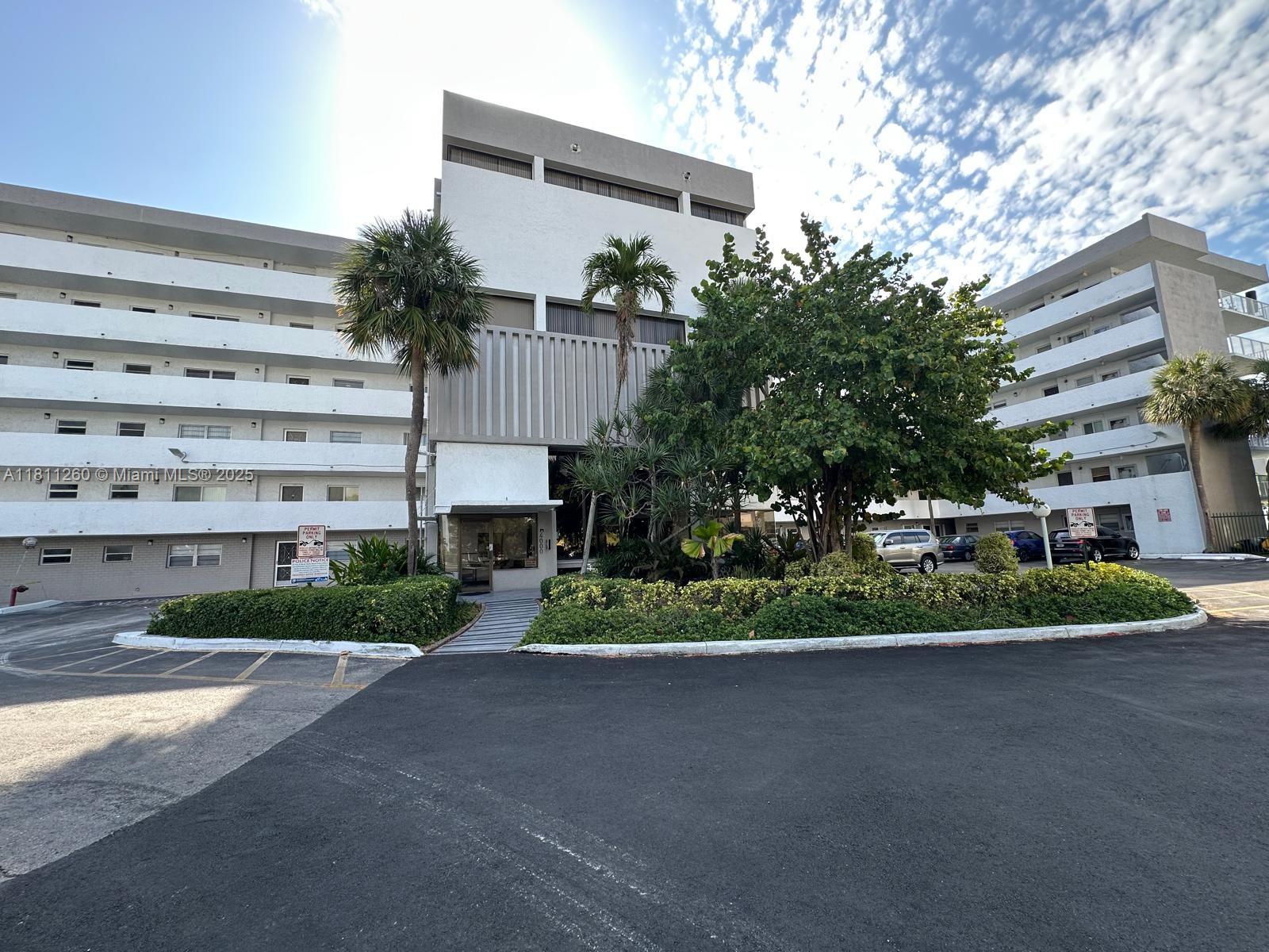 EDEN POINT SOUTH CONDO - Residential