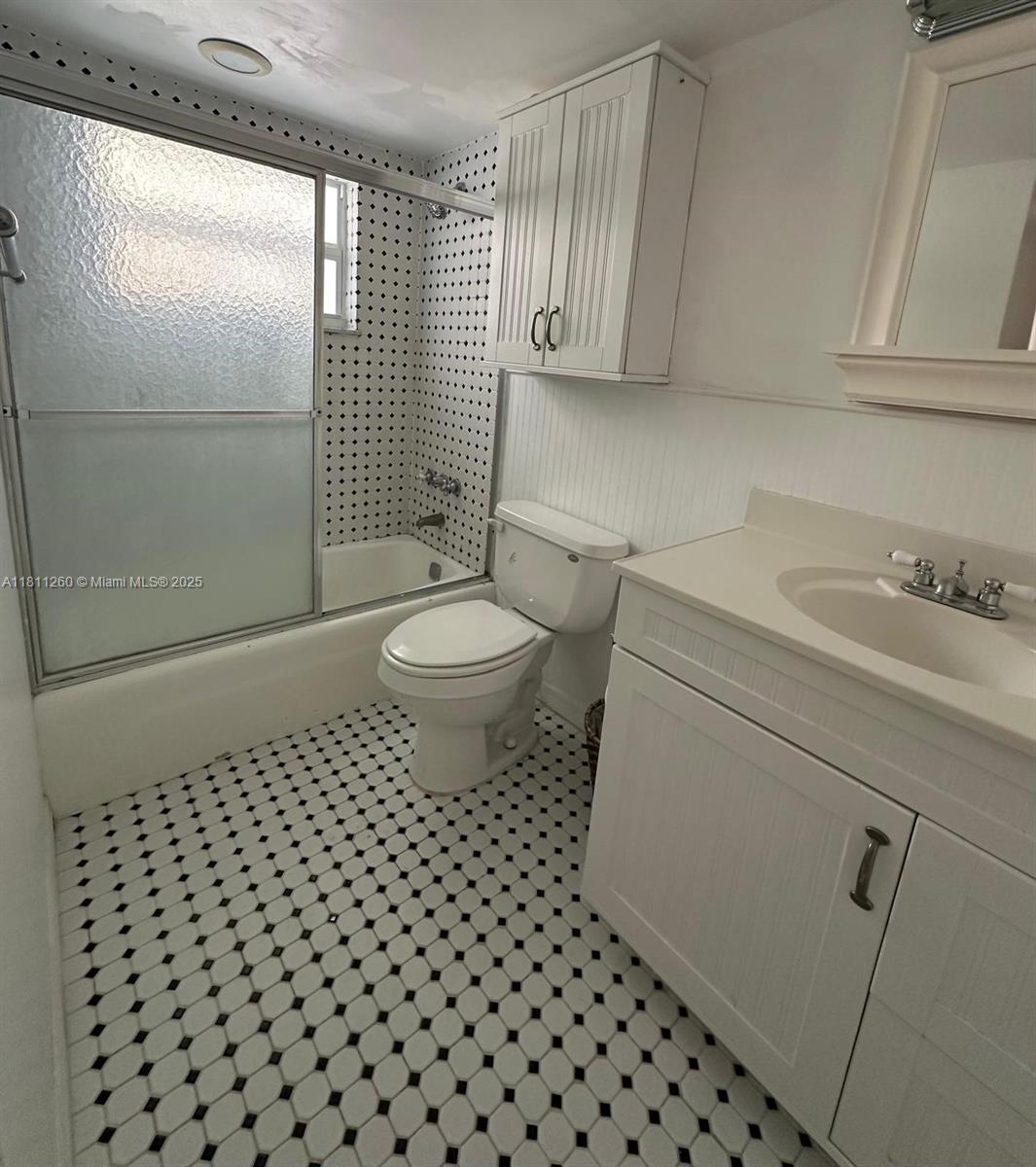 EDEN POINT SOUTH CONDO - Residential