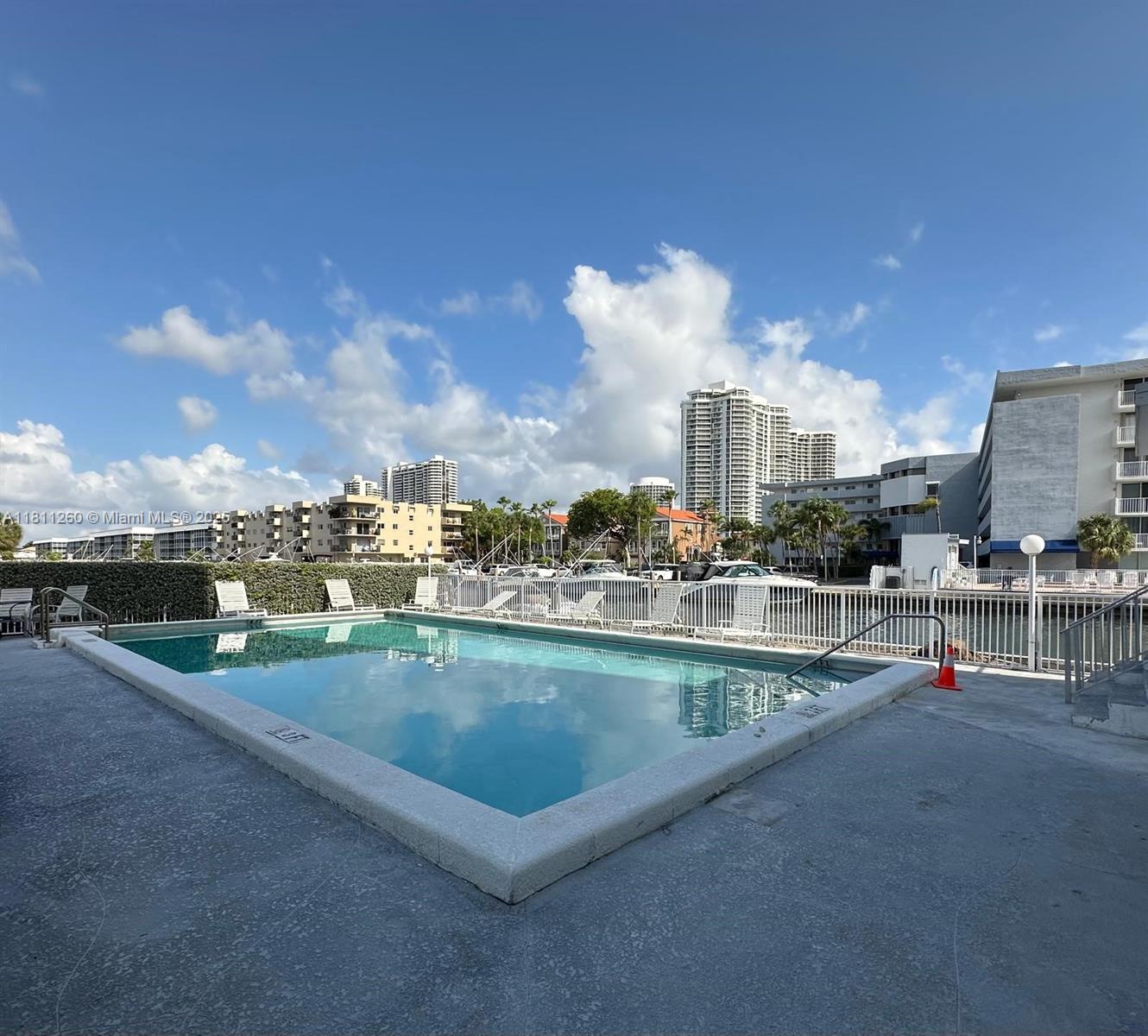 EDEN POINT SOUTH CONDO - Residential