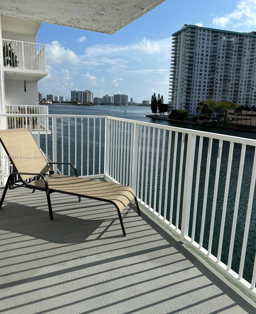 EDEN POINT SOUTH CONDO - Residential