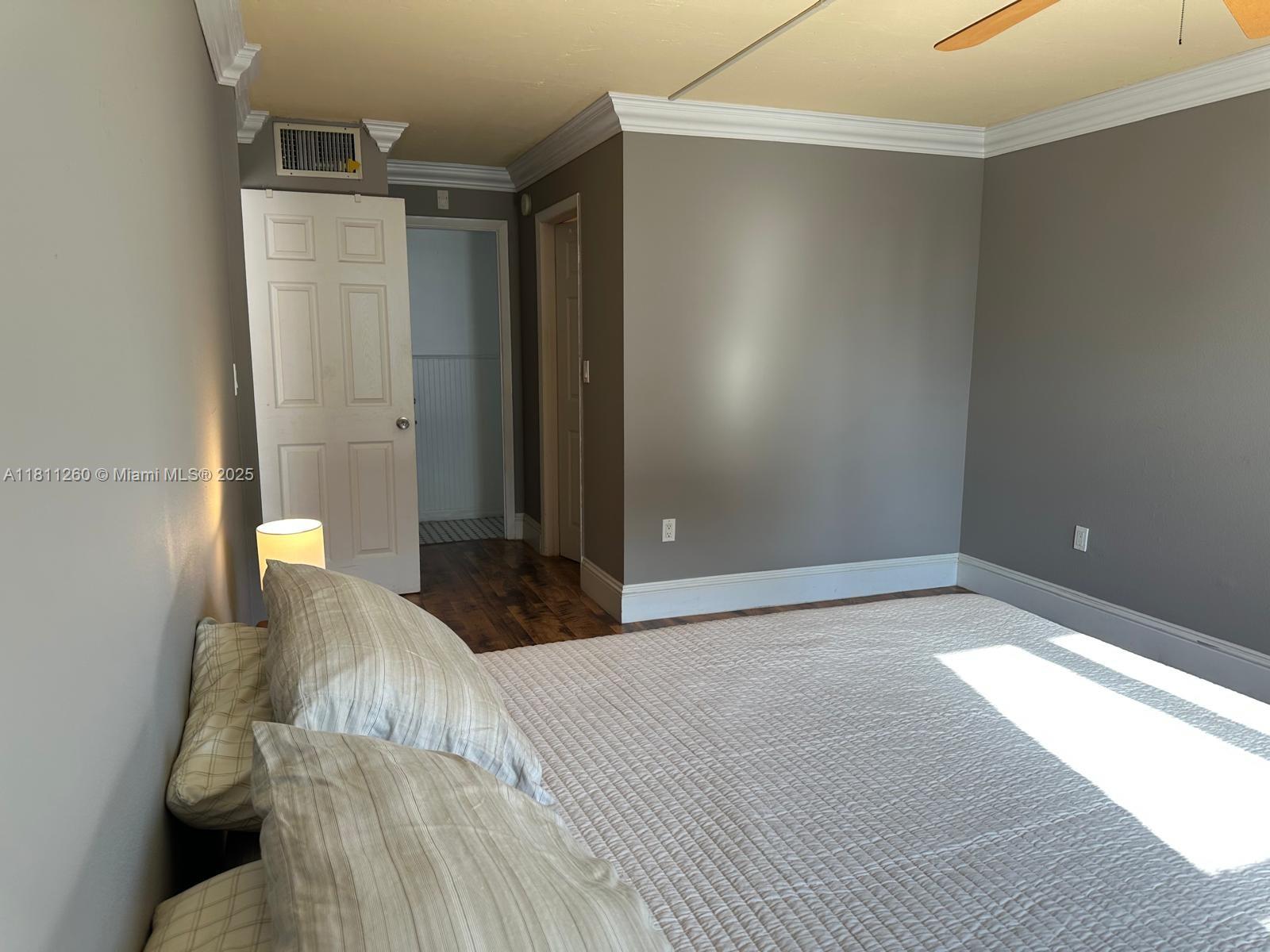 EDEN POINT SOUTH CONDO - Residential
