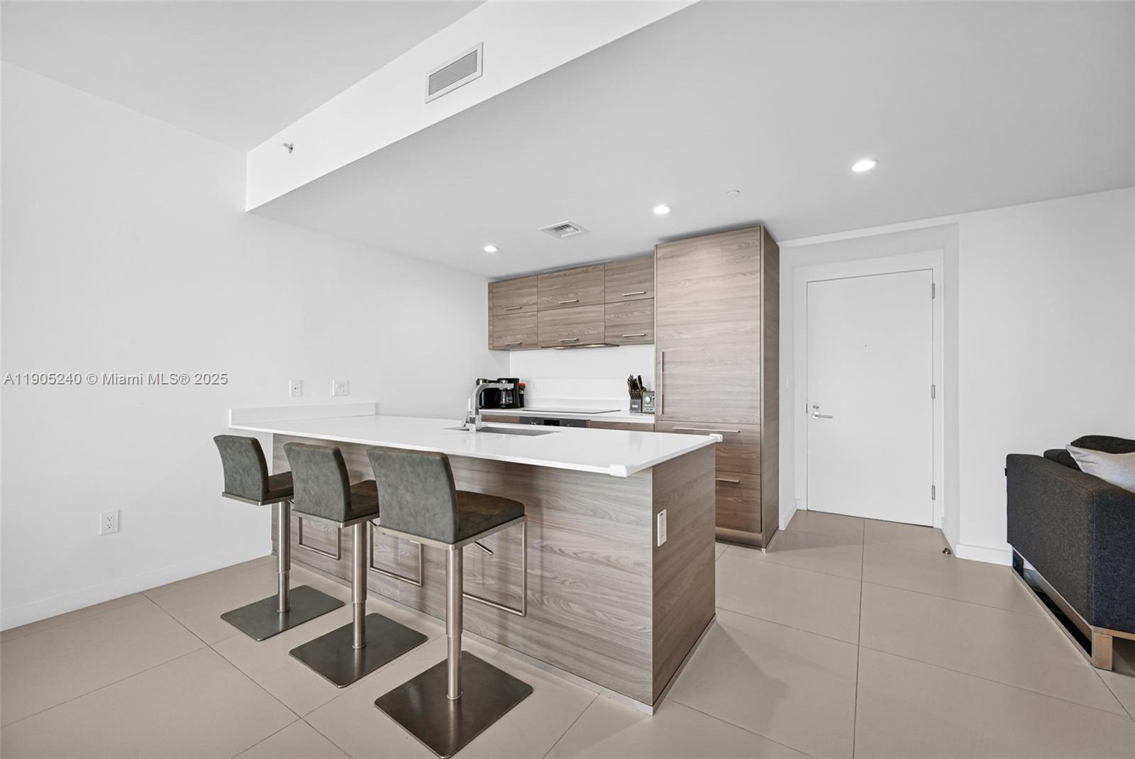 1300 S MIAMI AVENUE CONDO - Residential Lease