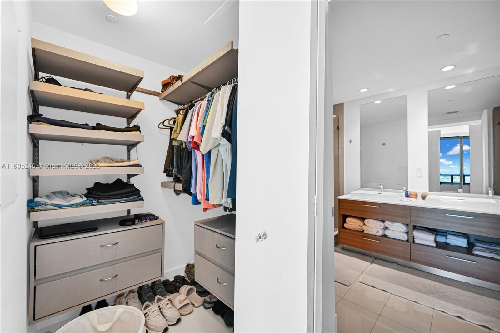 1300 S MIAMI AVENUE CONDO - Residential Lease