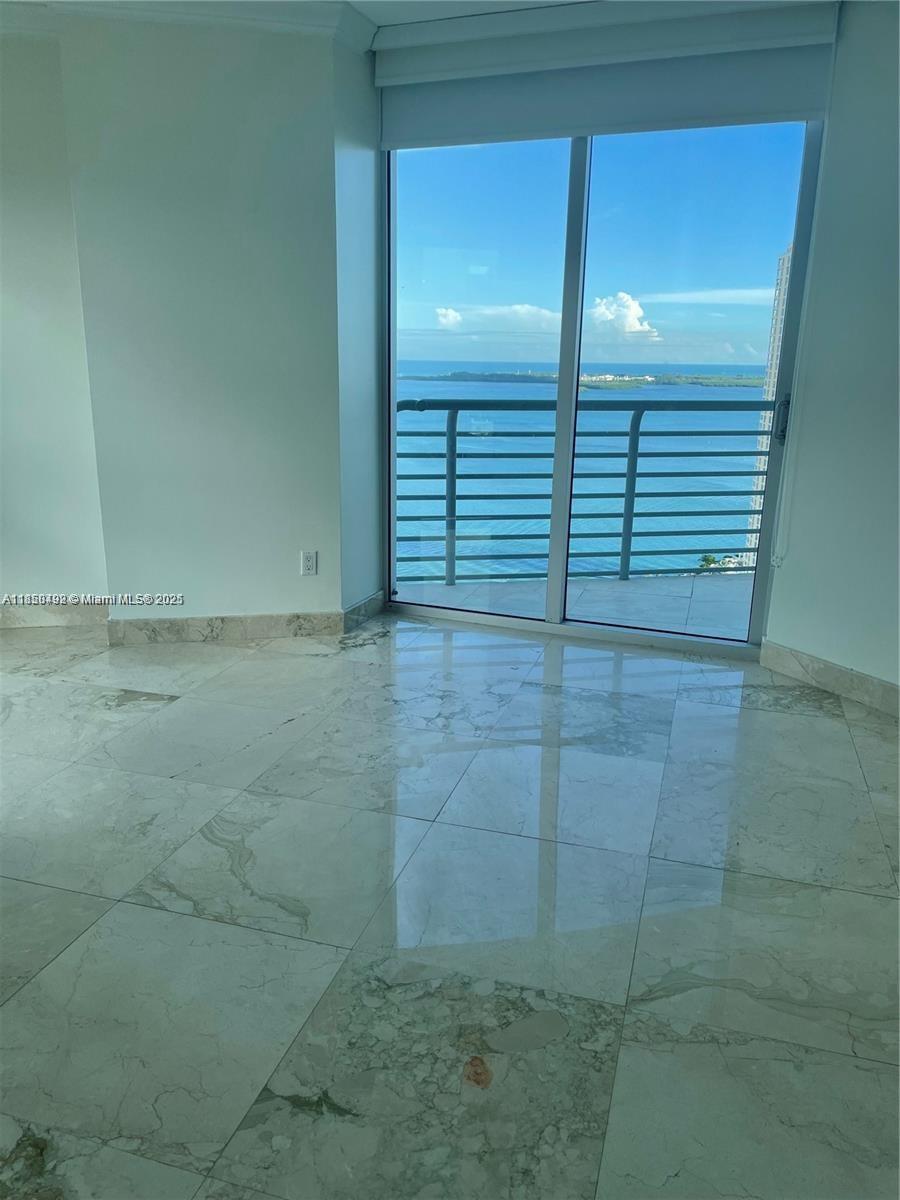 325 S Biscayne Blvd 3526