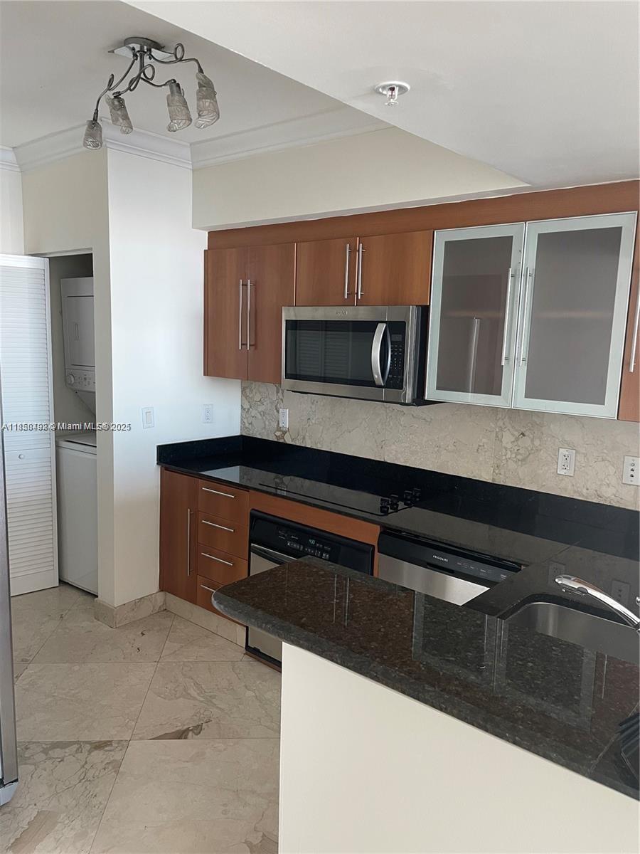 ONE MIAMI WEST CONDO - Residential Lease