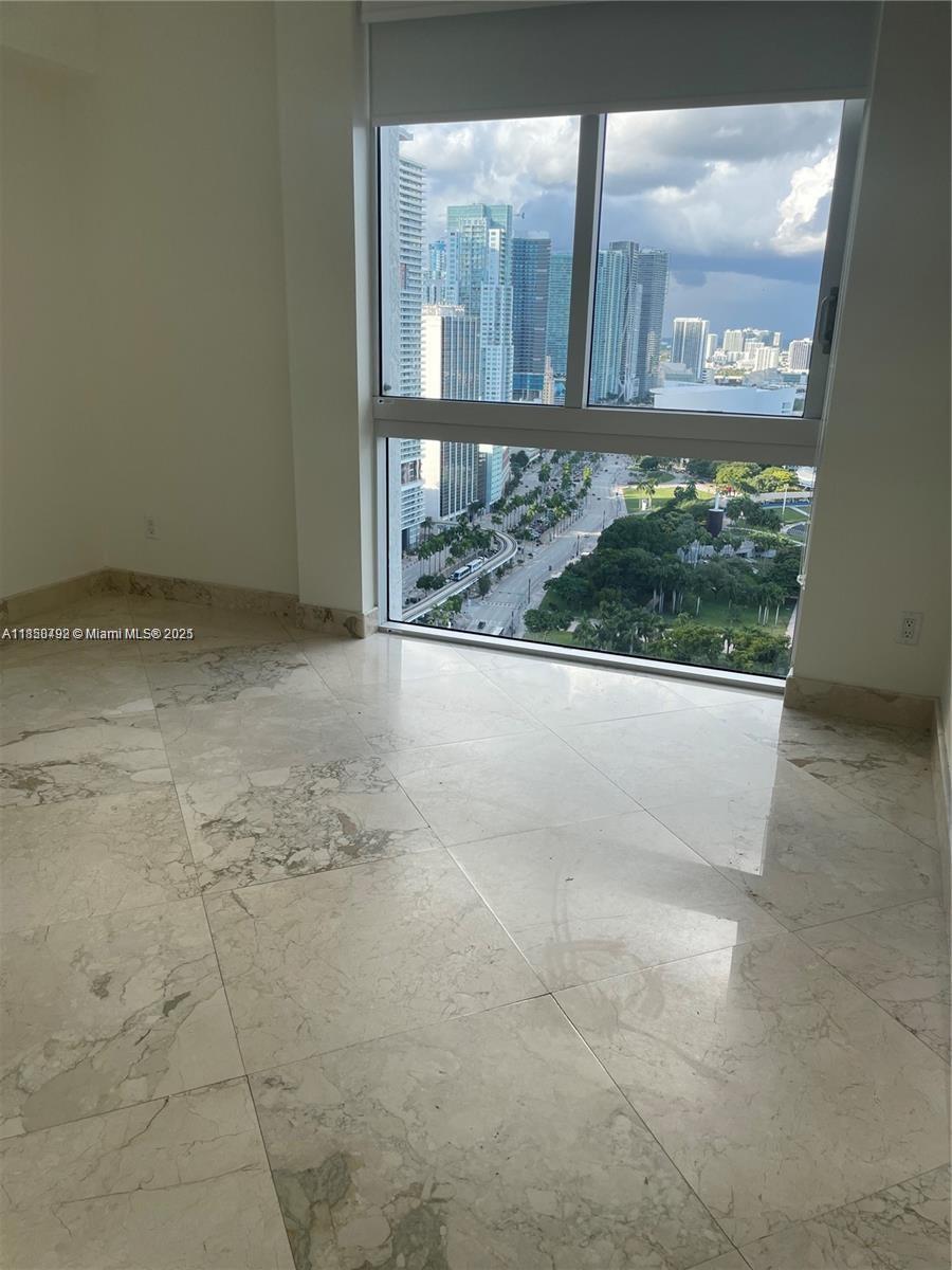 325 S Biscayne Blvd 3526