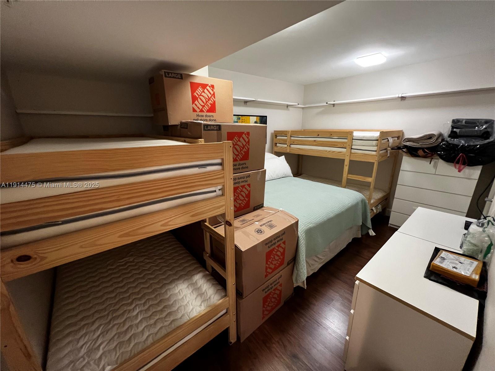 TURNBERRY ISLE CONDO - Residential Lease