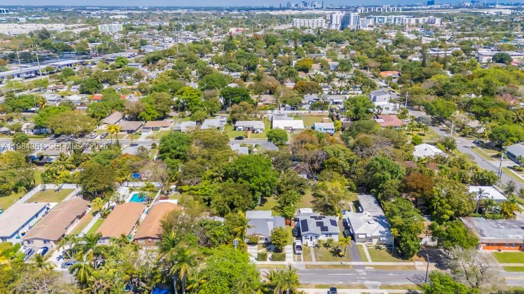 DANIA HEIGHTS EXT - Residential