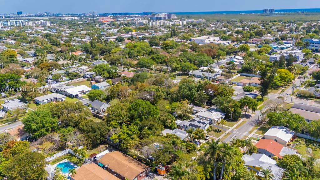 DANIA HEIGHTS EXT - Residential