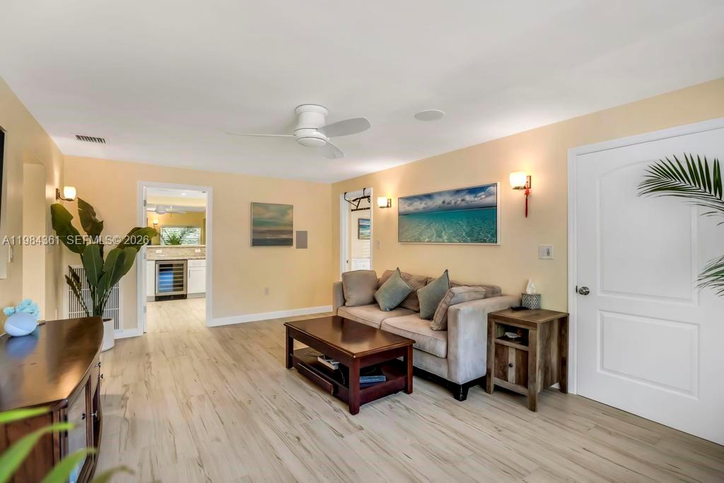 DANIA HEIGHTS EXT - Residential