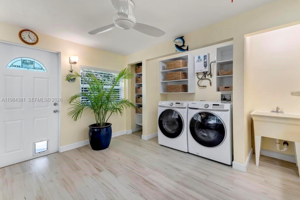 DANIA HEIGHTS EXT - Residential