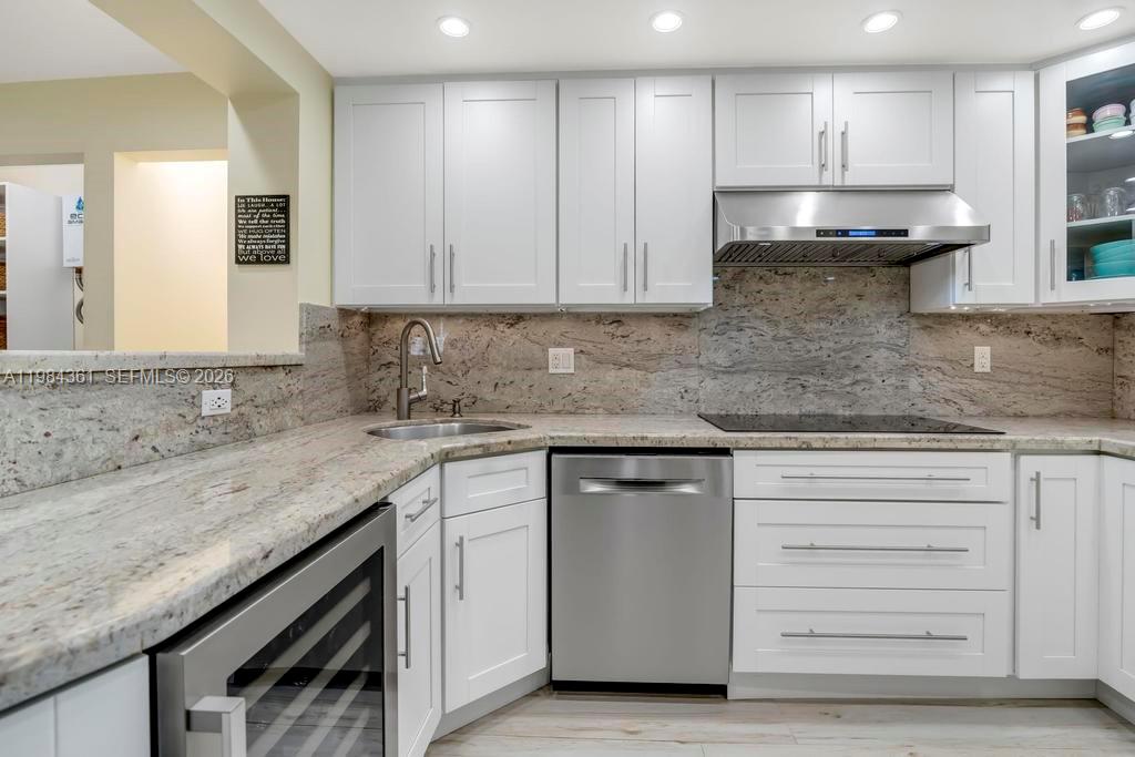 DANIA HEIGHTS EXT - Residential