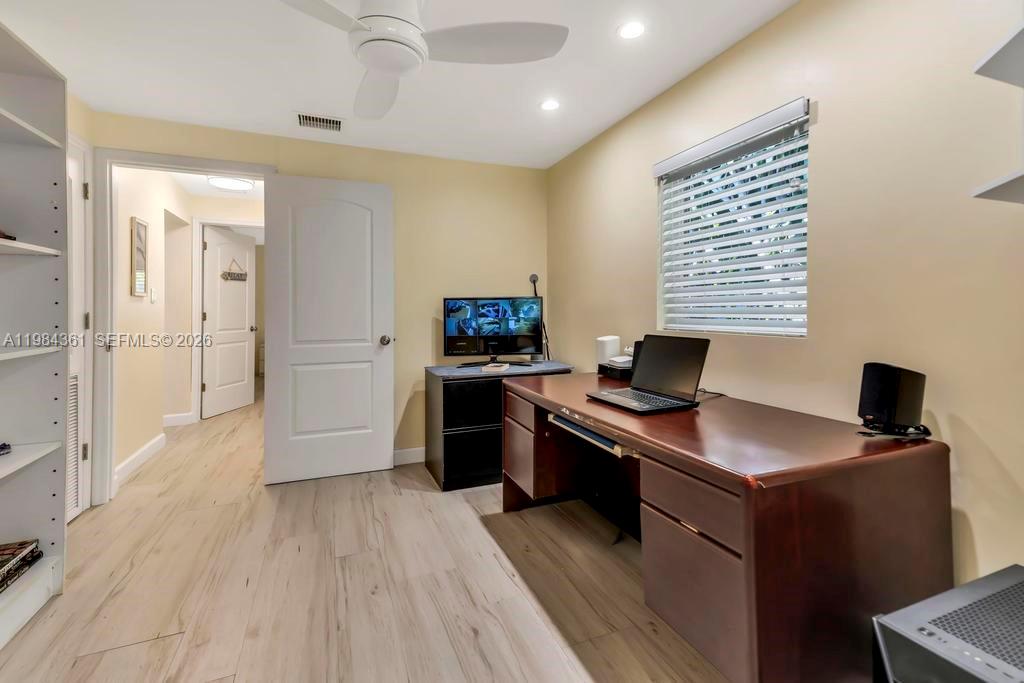 DANIA HEIGHTS EXT - Residential