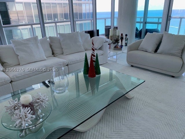 17121 Collins Ave 2808