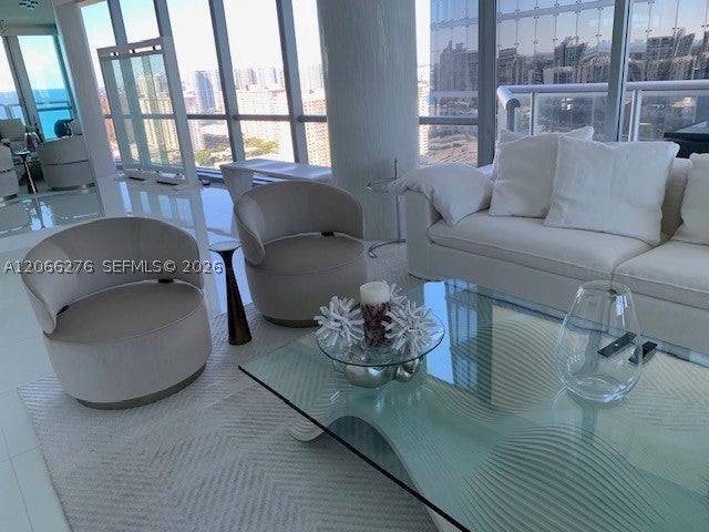 17121 Collins Ave 2808