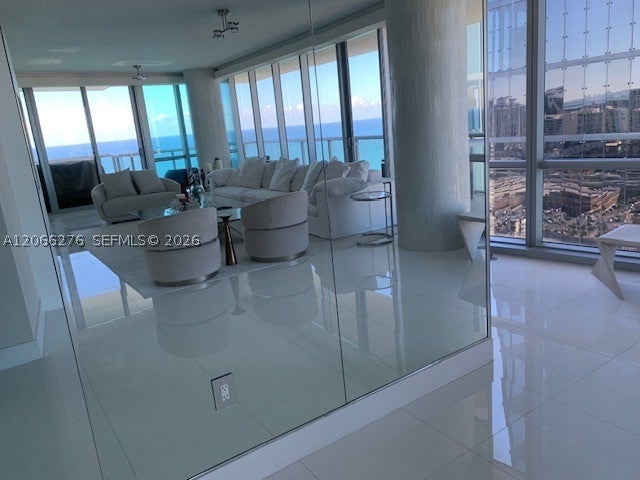 17121 Collins Ave 2808