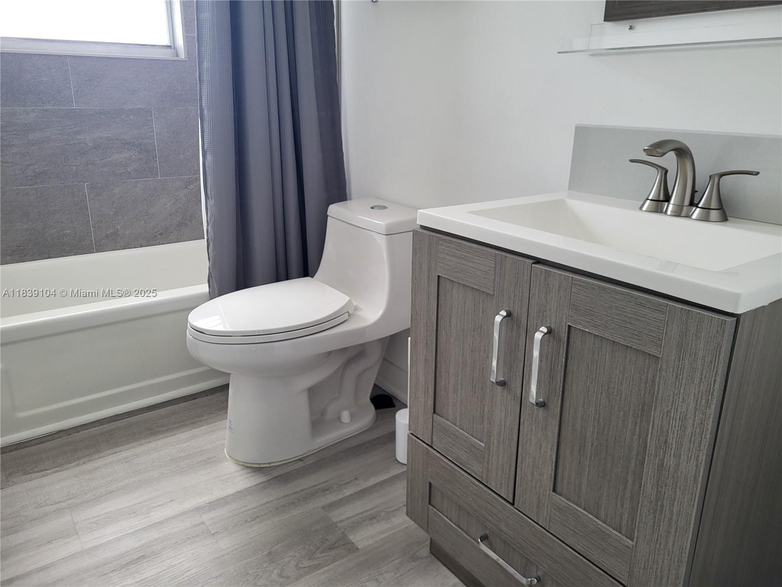 GOLDEN SURF TOWERS CONDO - Residential Lease