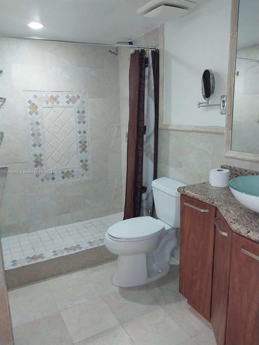 FAIRWAYS RIVIERA CONDO - Residential