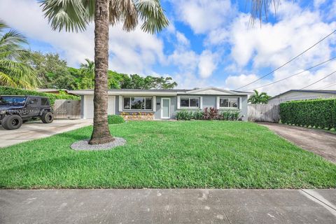 10521 SW 49th St Miami FL 33165