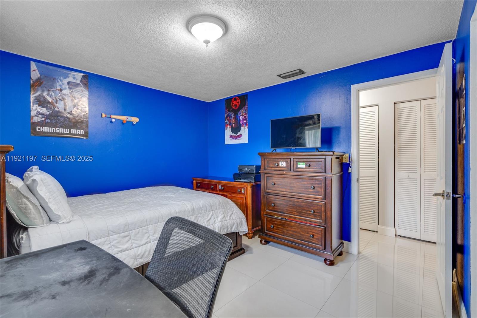 KENDALE LAKES NORTH SEC 4 - Residential