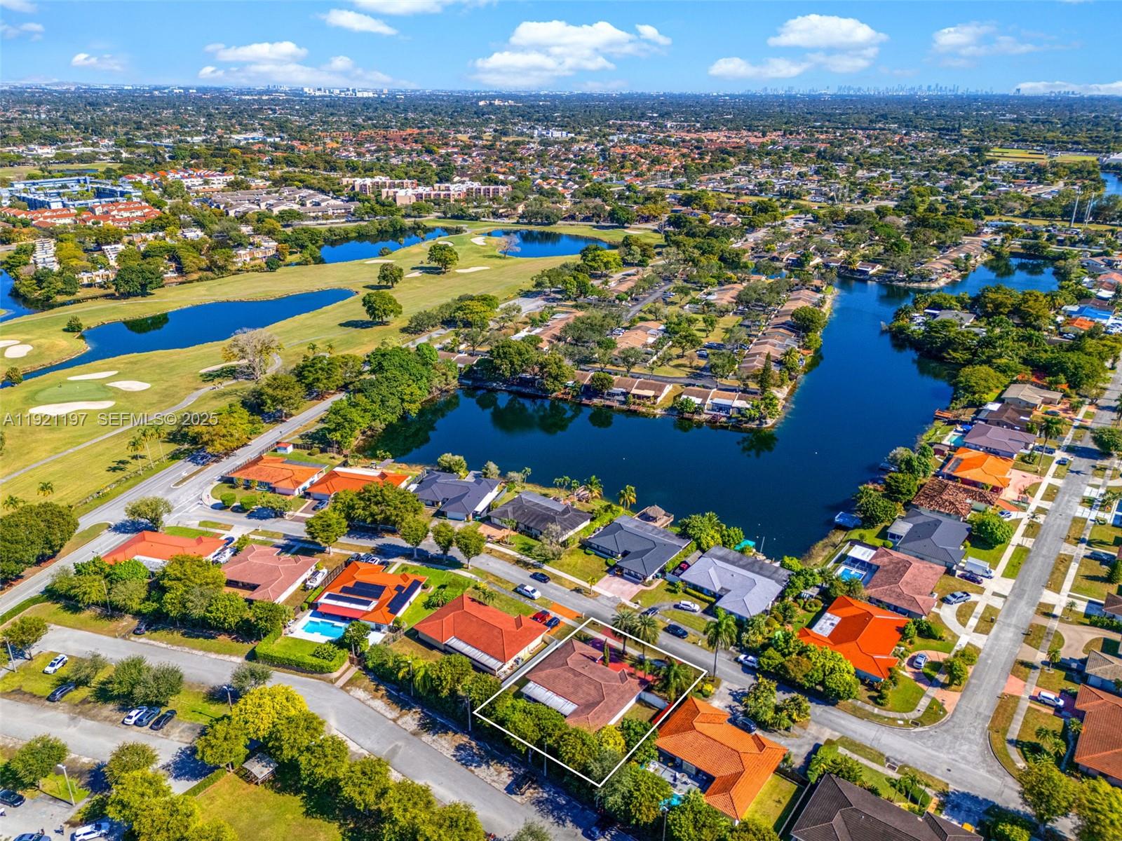 KENDALE LAKES NORTH SEC 4 - Residential