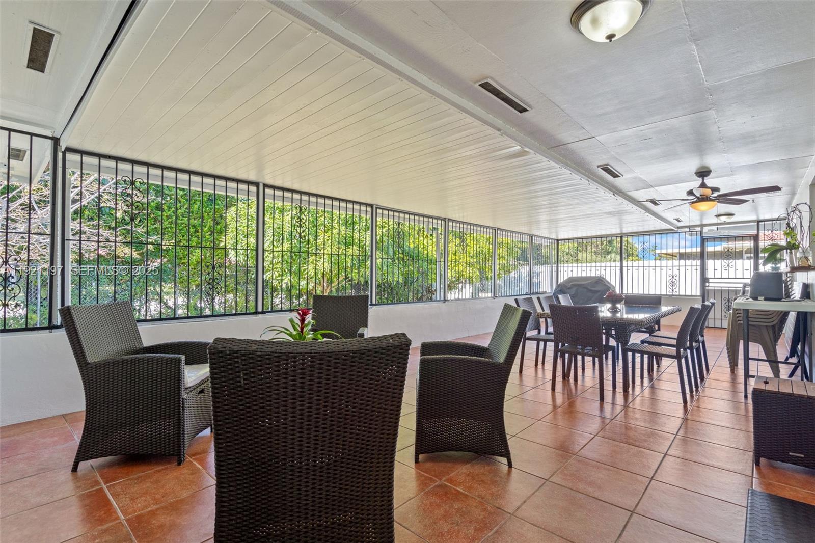 KENDALE LAKES NORTH SEC 4 - Residential