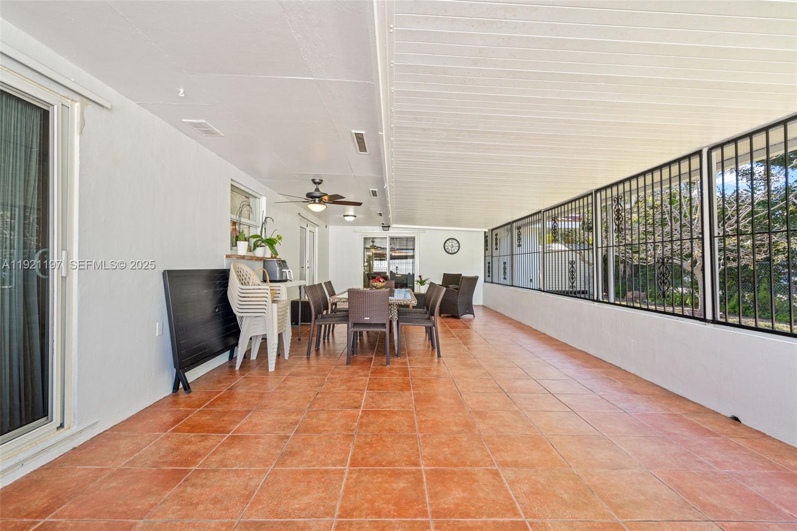 KENDALE LAKES NORTH SEC 4 - Residential