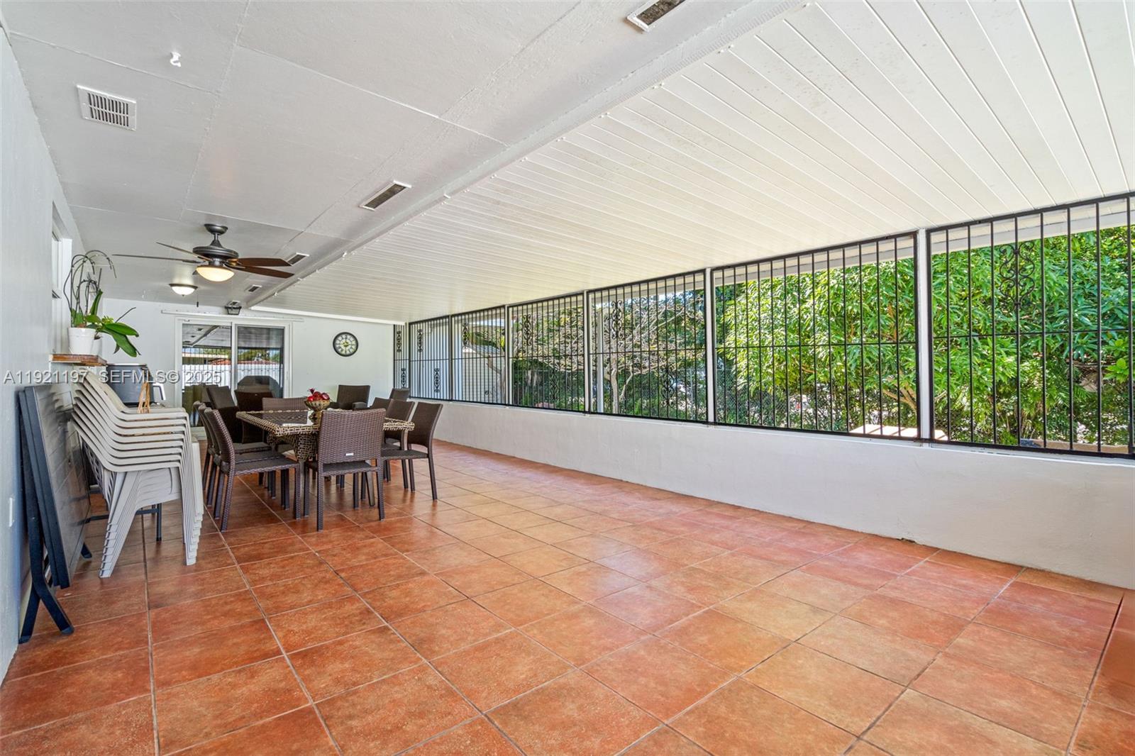 KENDALE LAKES NORTH SEC 4 - Residential