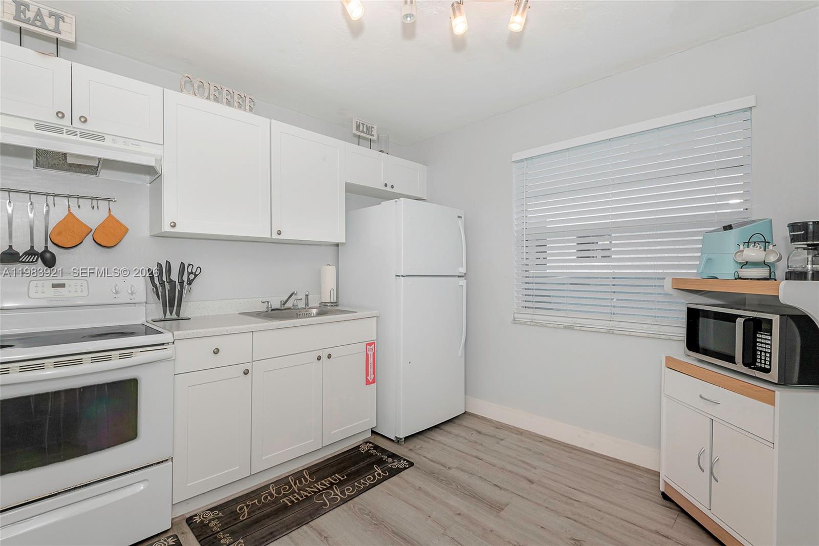 HOLLYWOOD BEACH GARDENS - Residential Income