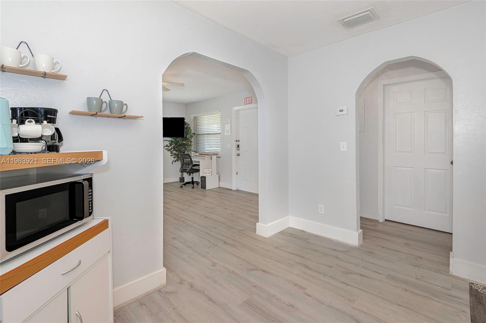 HOLLYWOOD BEACH GARDENS - Residential Income