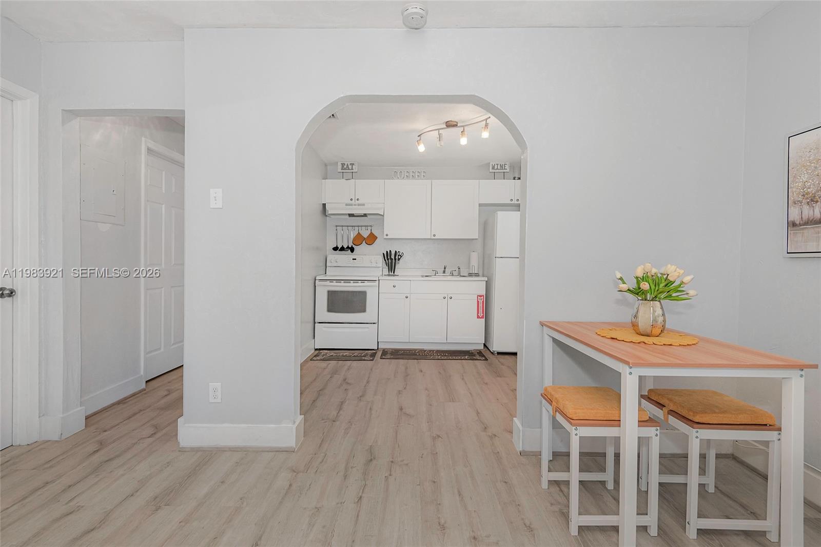 HOLLYWOOD BEACH GARDENS - Residential Income