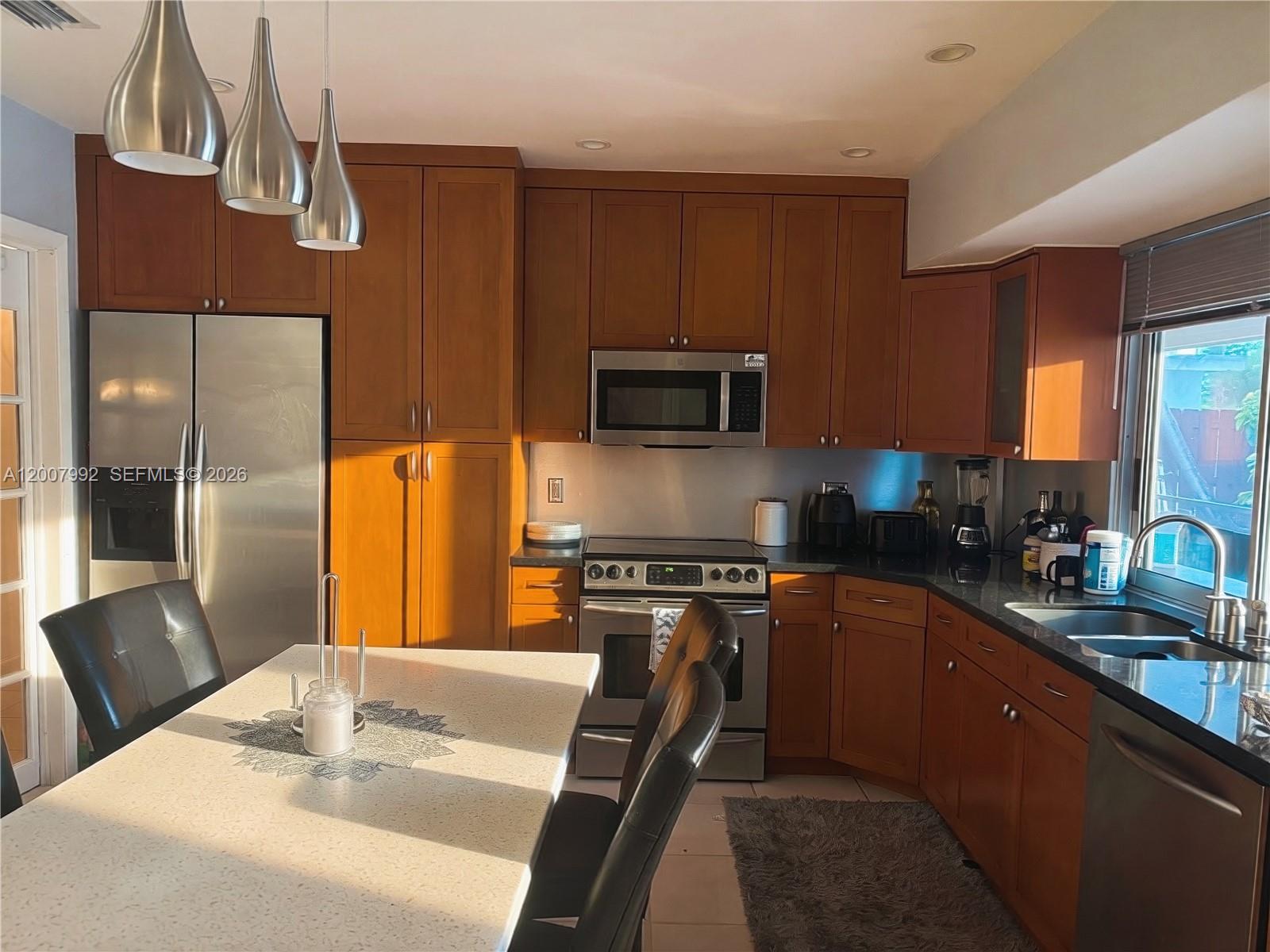 HOLLYWOOD HILLS AMEN PLAT - Residential