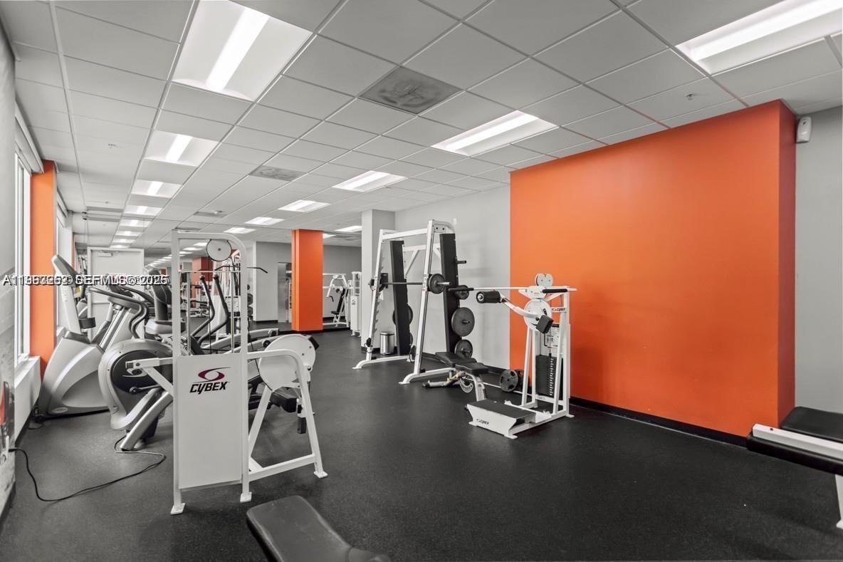 19380 Collins Ave 418