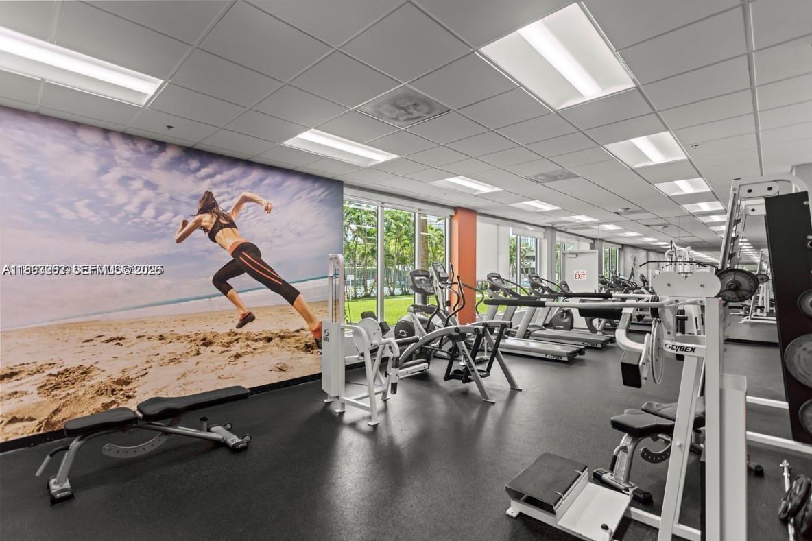 19380 Collins Ave 418