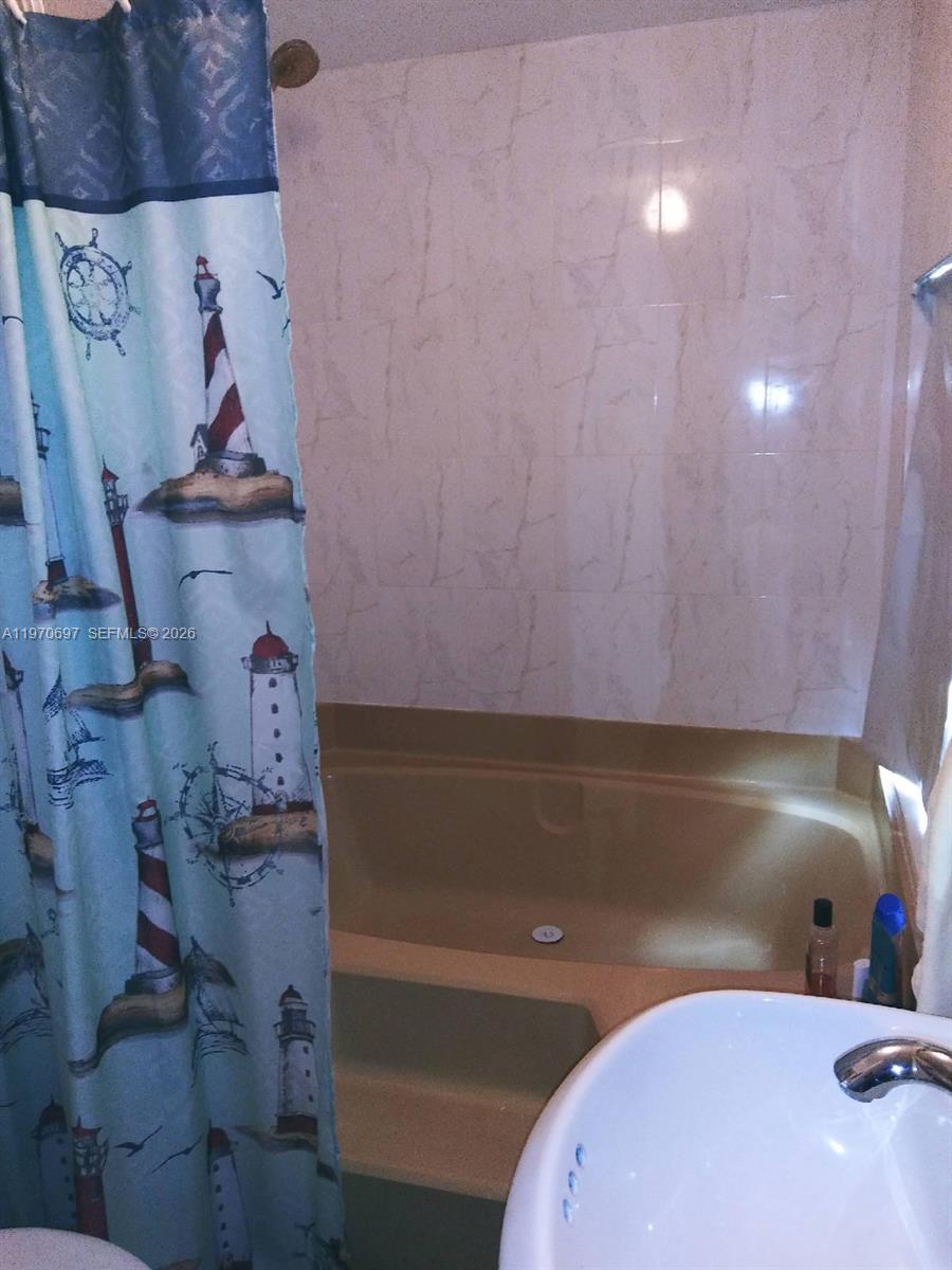 BLUE WATERS TR VILLAGE SE - Residential