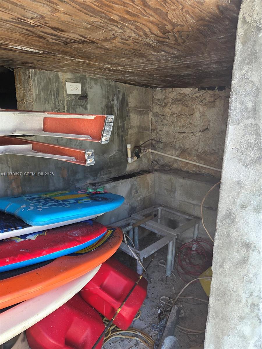 BLUE WATERS TR VILLAGE SE - Residential